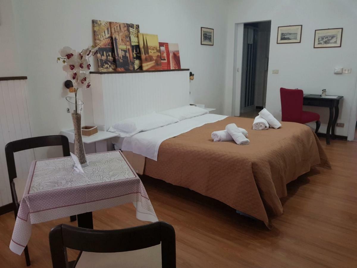 Rooms2Rent Reggio di Calabria Exterior foto